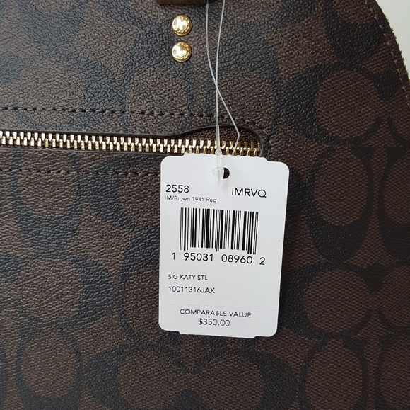 Coach signature leather crossbody bag. - Picture 8 of 10